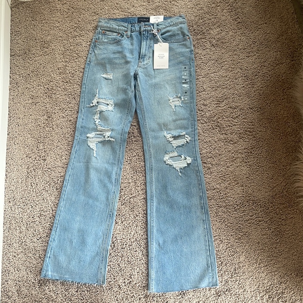 Brand new Lucky Jeans Boyfriend Flare jeans! 90’s style.